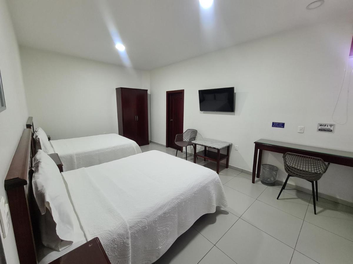 Hotel Fina Inn La Barca Екстер'єр фото