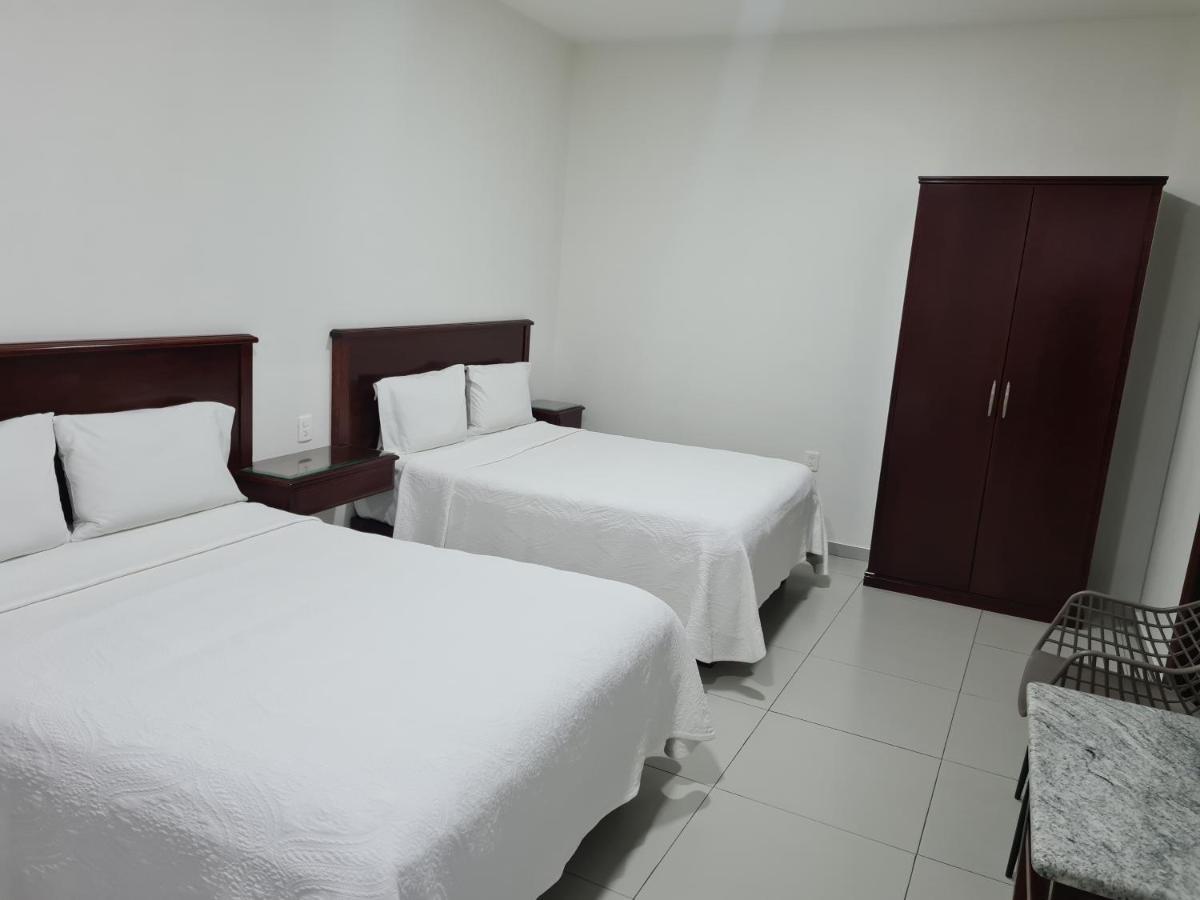 Hotel Fina Inn La Barca Екстер'єр фото